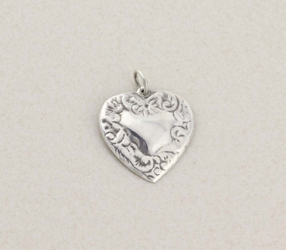 Pendant Only Sterling Silver Vintage 30s 40s Floral Heart Pendant 1 1/4" x 1"